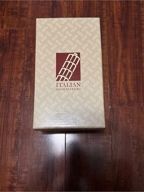 Italian Shoemakers Tan and Burgundy Decorative Shoe Box